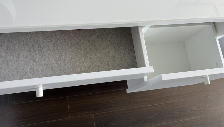 White desk with glass top for small spaces! - photo 3