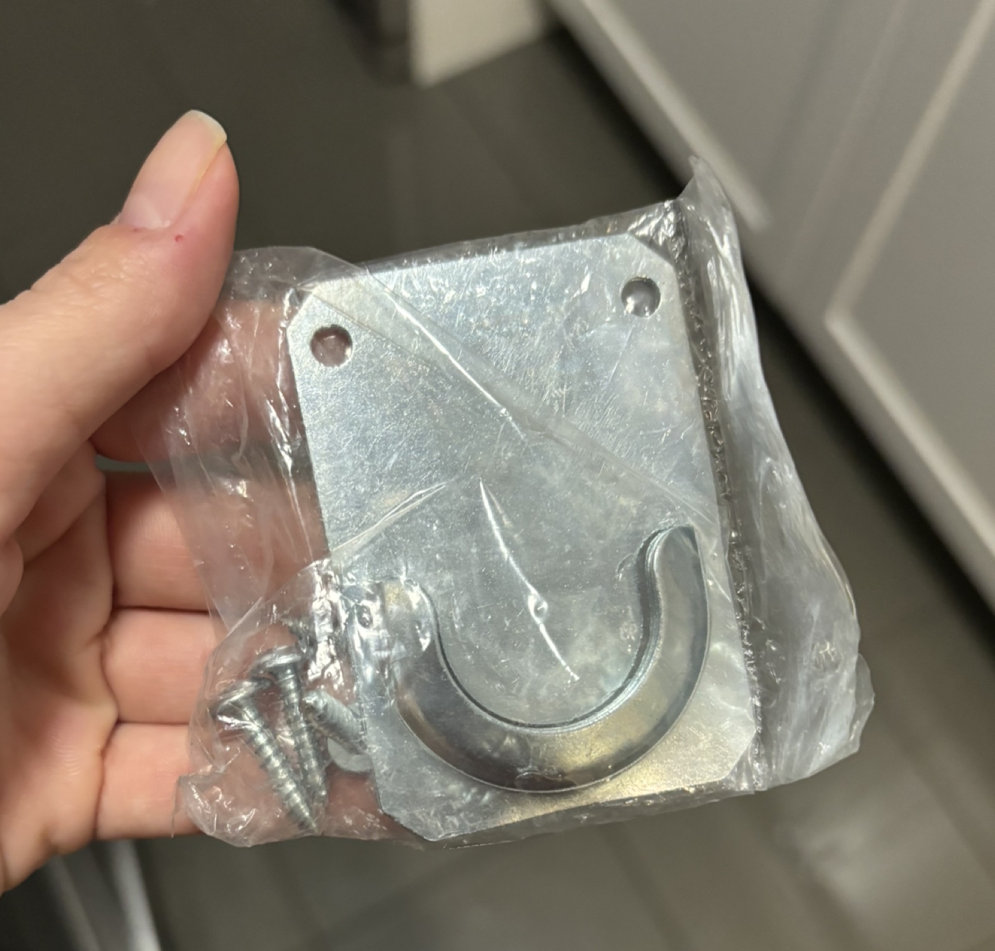 NEW Metal Curtain Rod, Extendable, Adjustable image indicator(5)