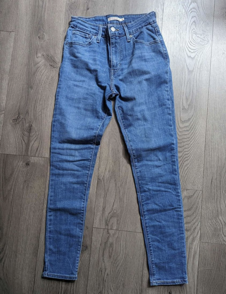 Women's Levi 721 Jeans - Size 28