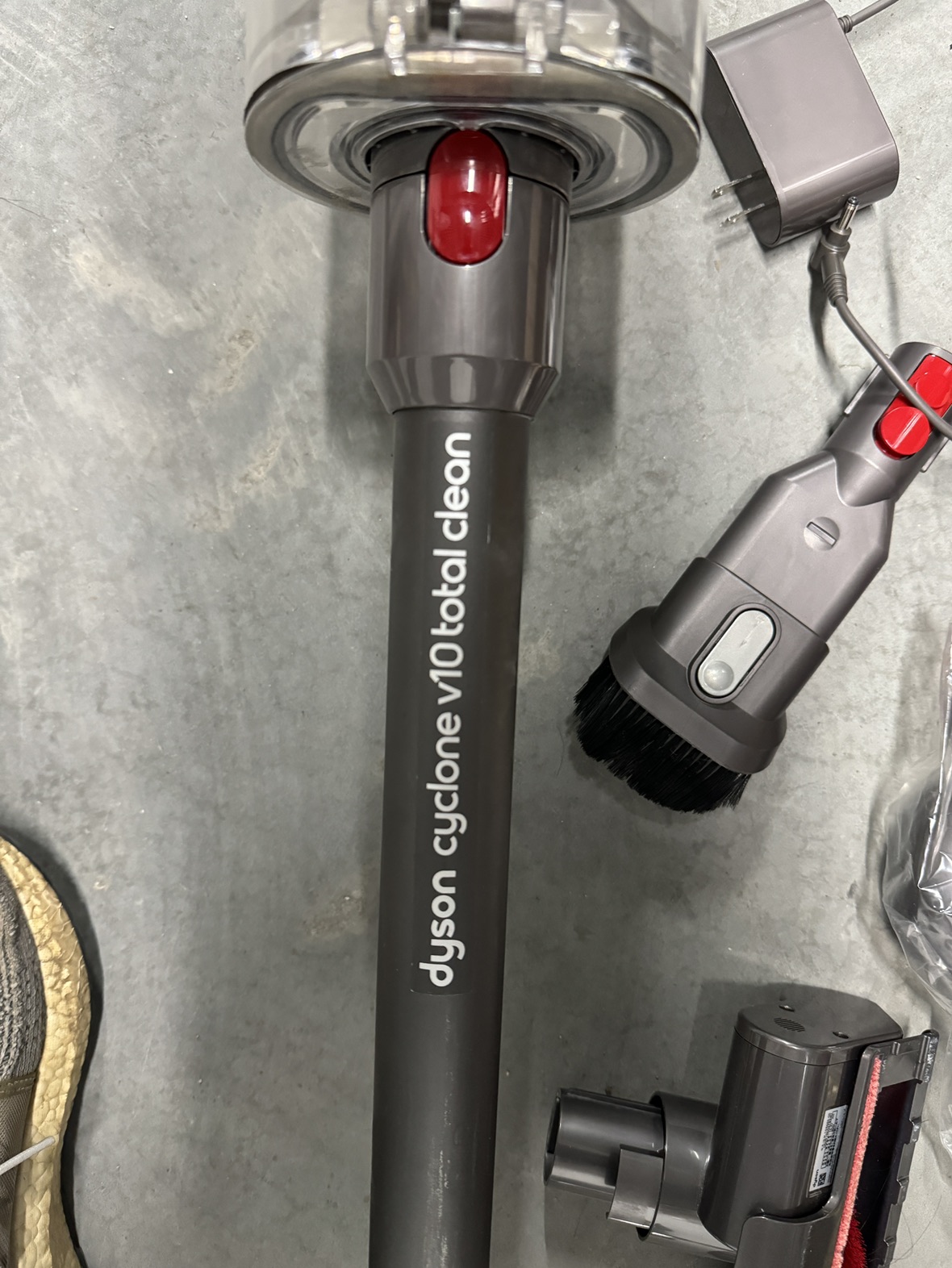 Dyson Cyclone V10 image indicator(4)