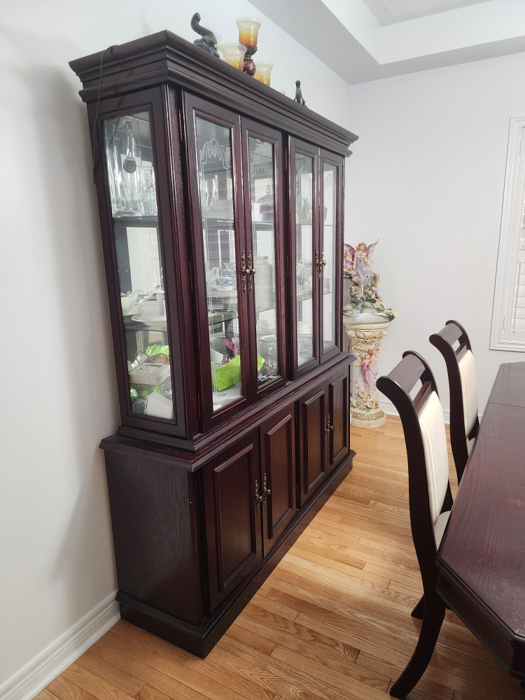Solid wood Dining table with 6 chairs and hutch - photo 2