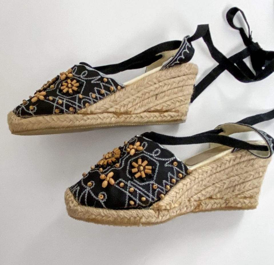 NEW - NYC Couture - Wrap Floral Beaded AR image indicator(3)