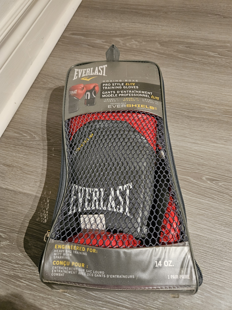 Everlast Boxing Gloves - 14oz