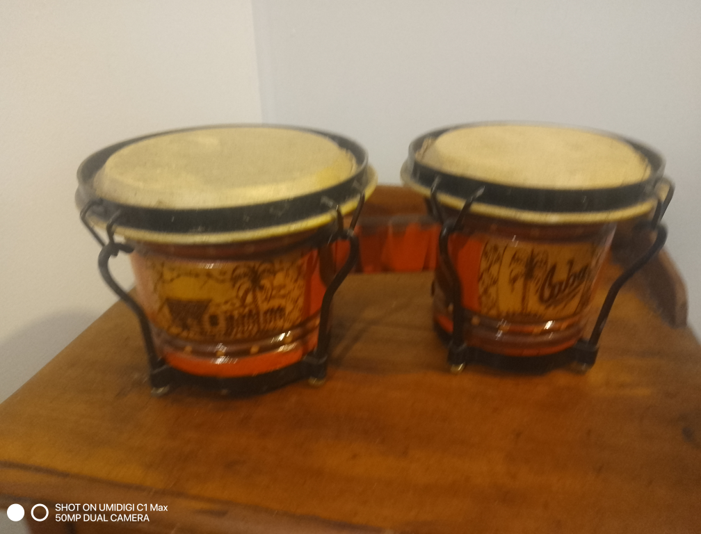 Set of Bongos from Cuba thumbnail