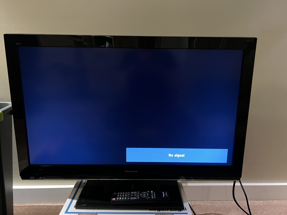 Panasonic 32” TV with remote thumbnail