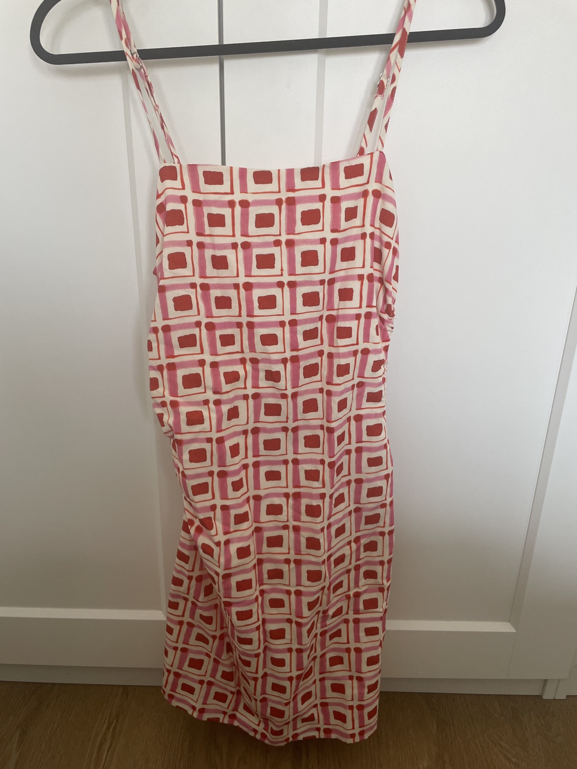 Pink linen Zara dress image indicator(2)
