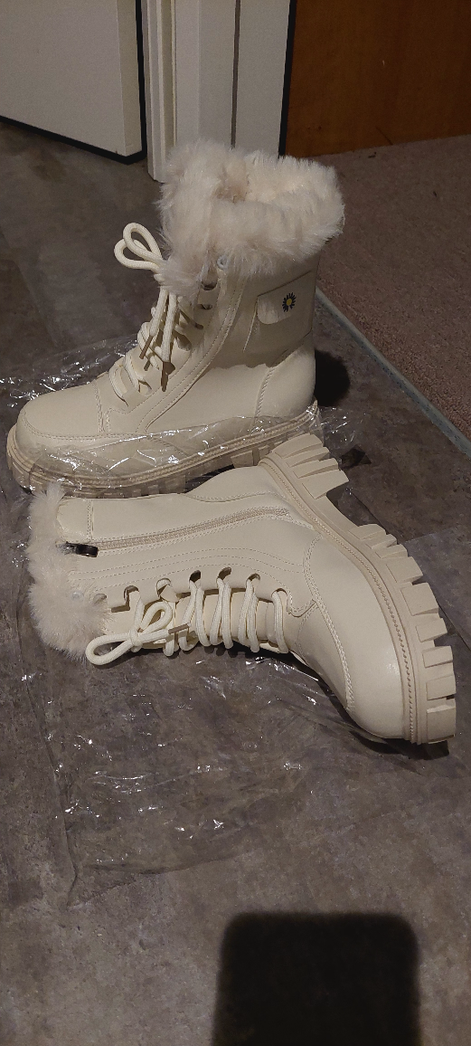 White boots size 40uk
