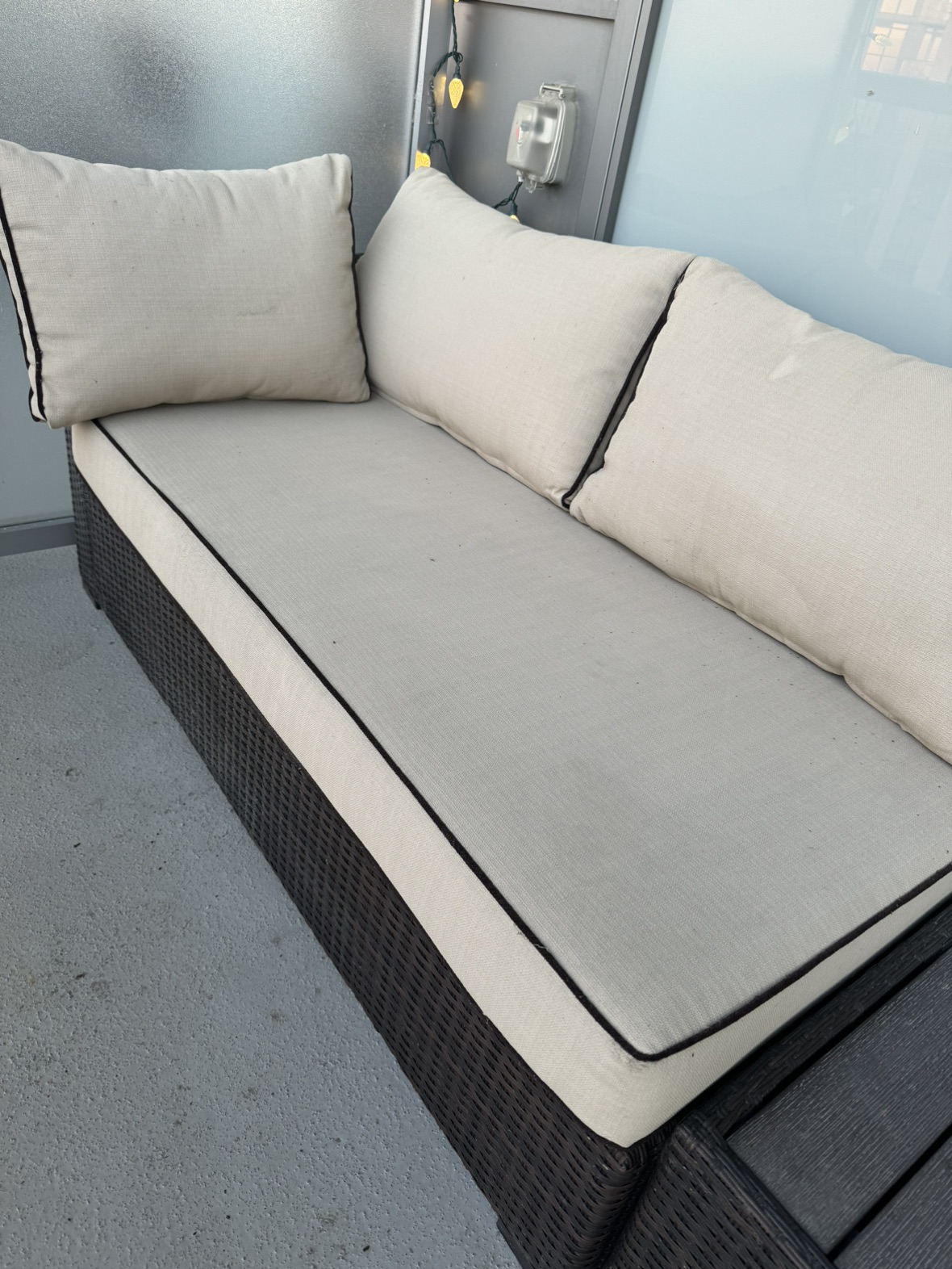 Ashley Outdoor Sectional 4-piece Set