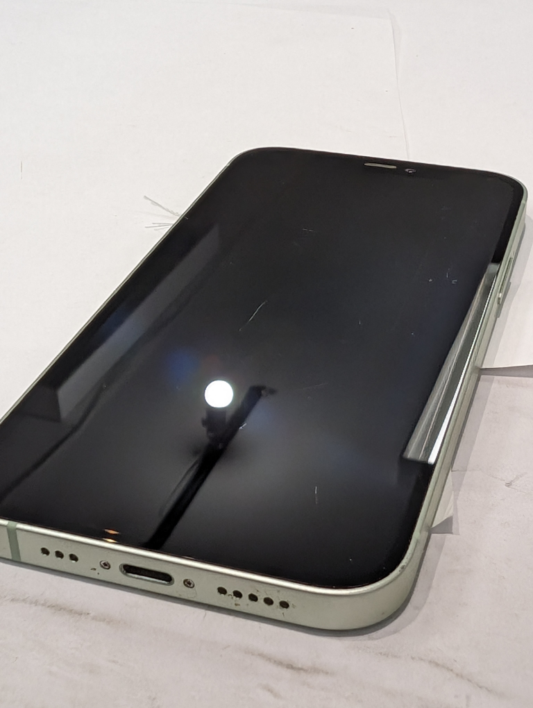 iPhone 12 64gb - photo 2