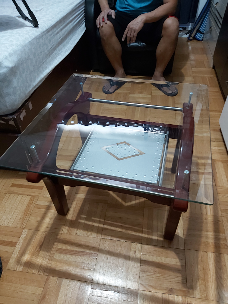Moving Sale! Center Table - photo 4