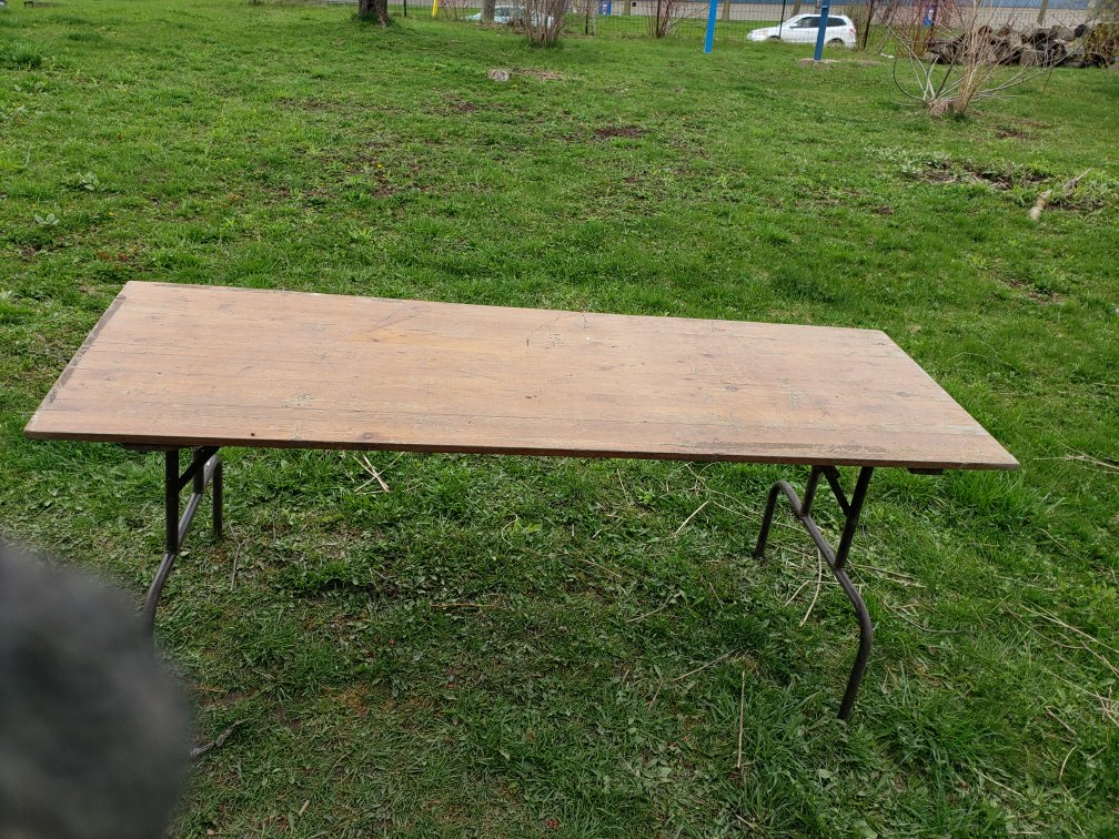 wood table - photo 2