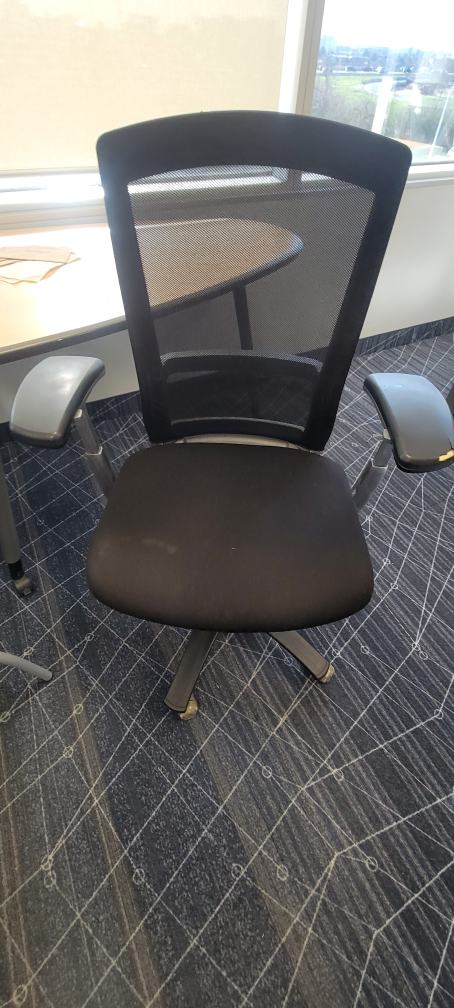 6 office chairs available image indicator(2)