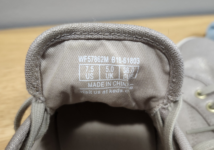 KEDS CHAMPAGNE METALLIC CANVAS SNEAKER.  #size7.5 image indicator(5)