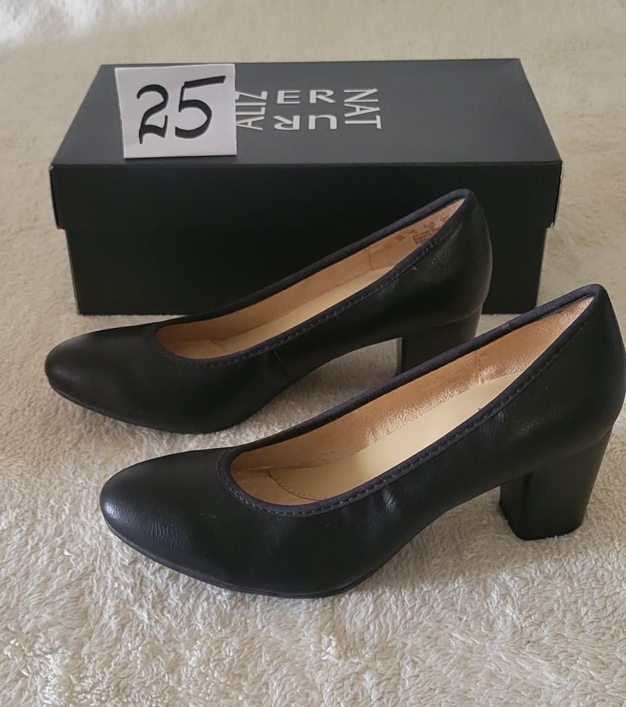 Naturalizer Women's Shoes image indicator(3)