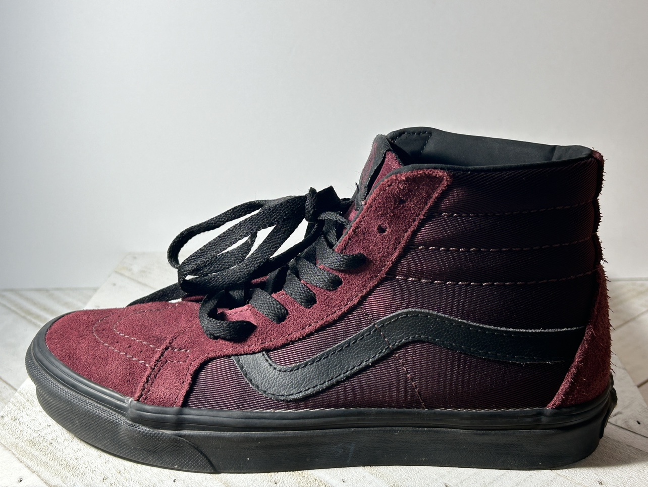 CLEARANCE Vans Unisex Hightop Shoes image indicator(7)