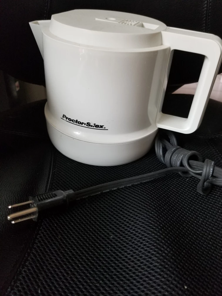 white electric kettle