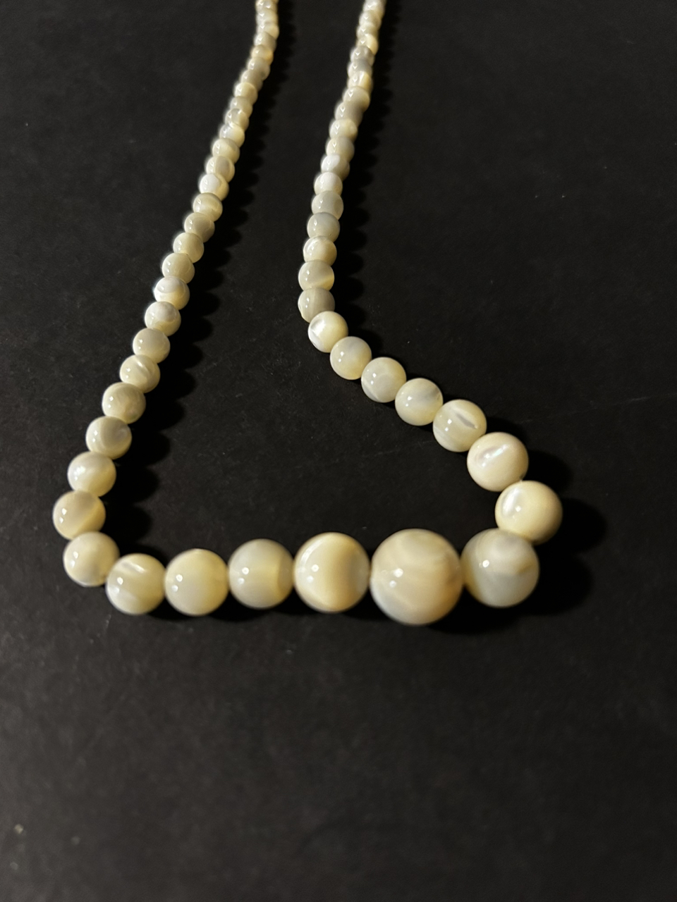 Mother of Pearl Necklace image indicator(3)