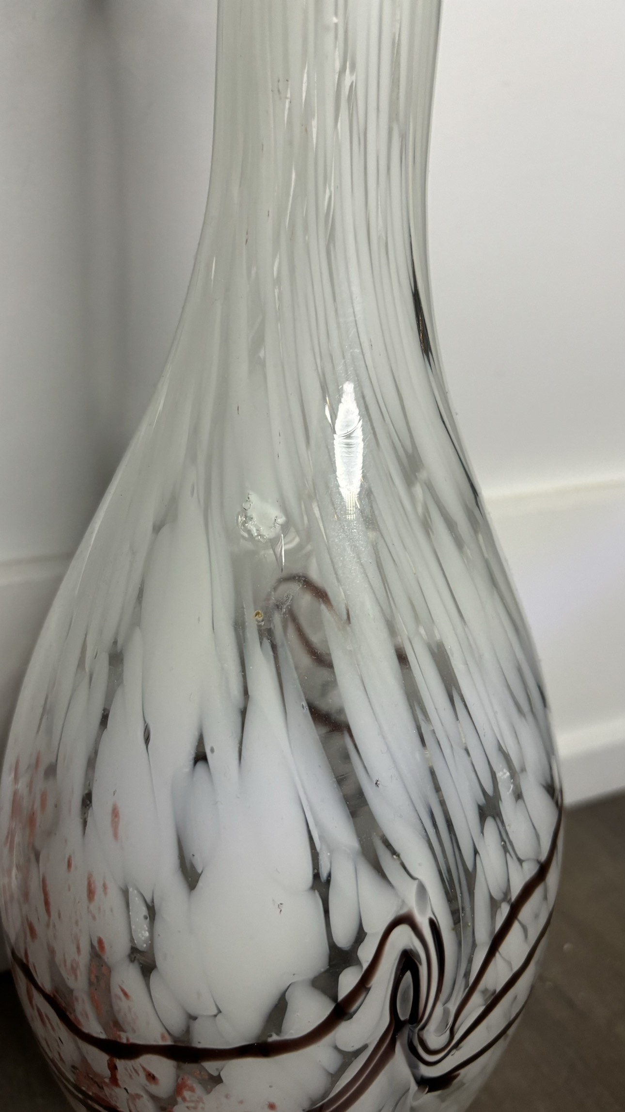 Beautiful Marbled Vase image indicator(5)