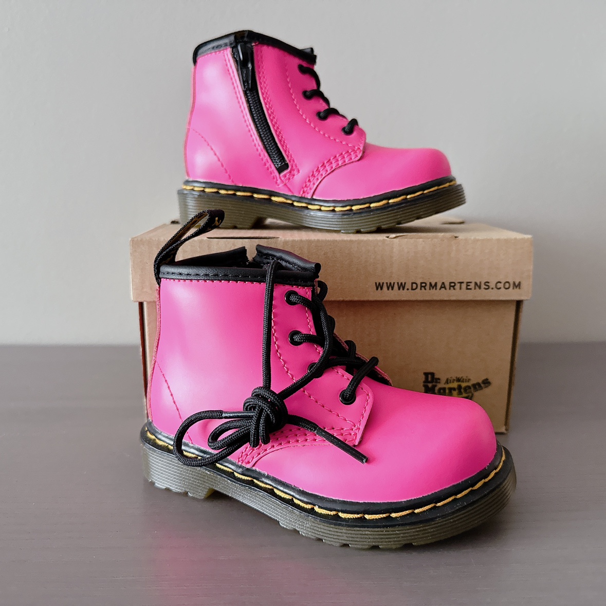 Dr Martens NEW! Infant Romario size 6 pink boots leather thumbnail