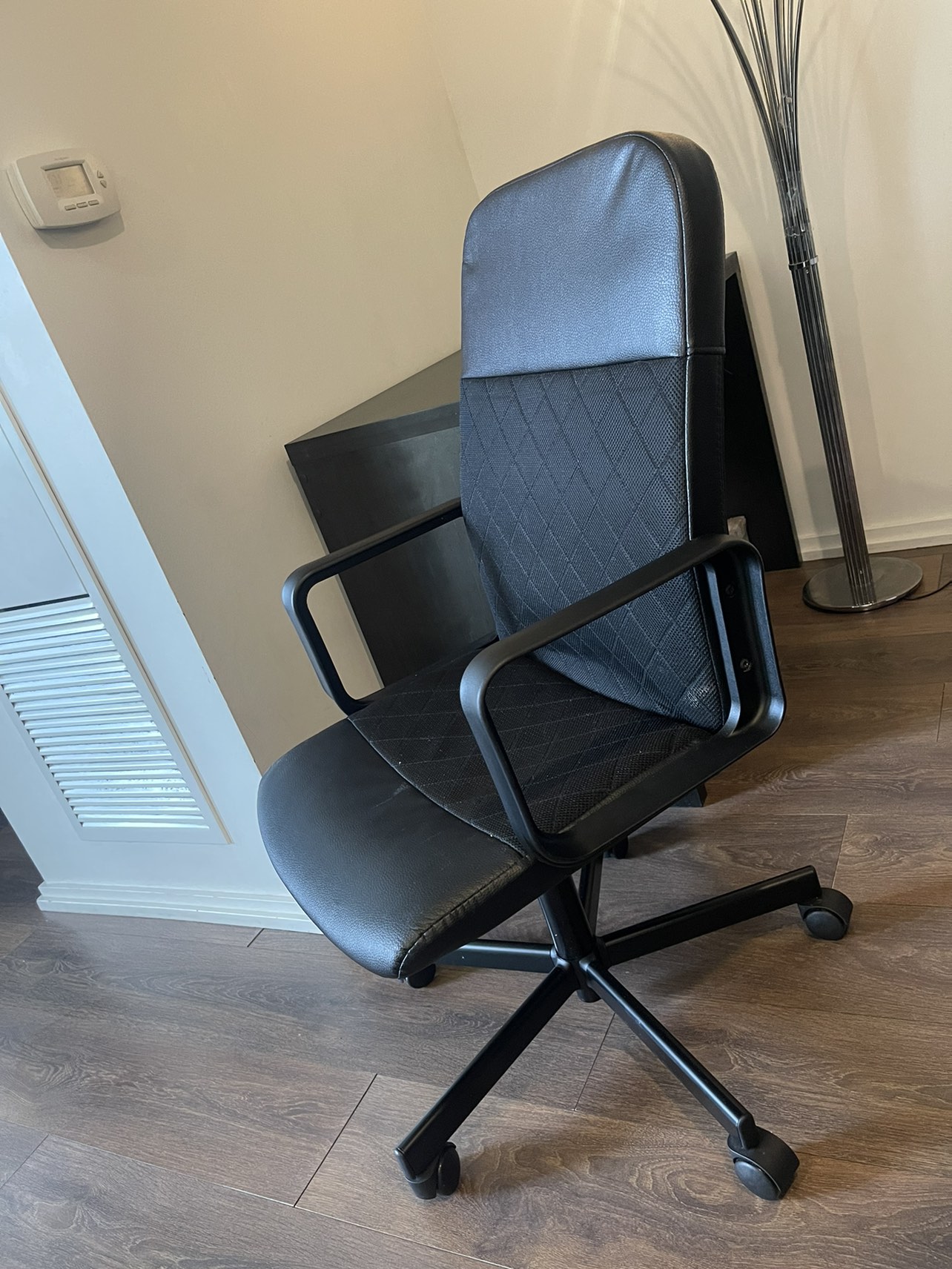 swivel office/study chair image indicator(3)