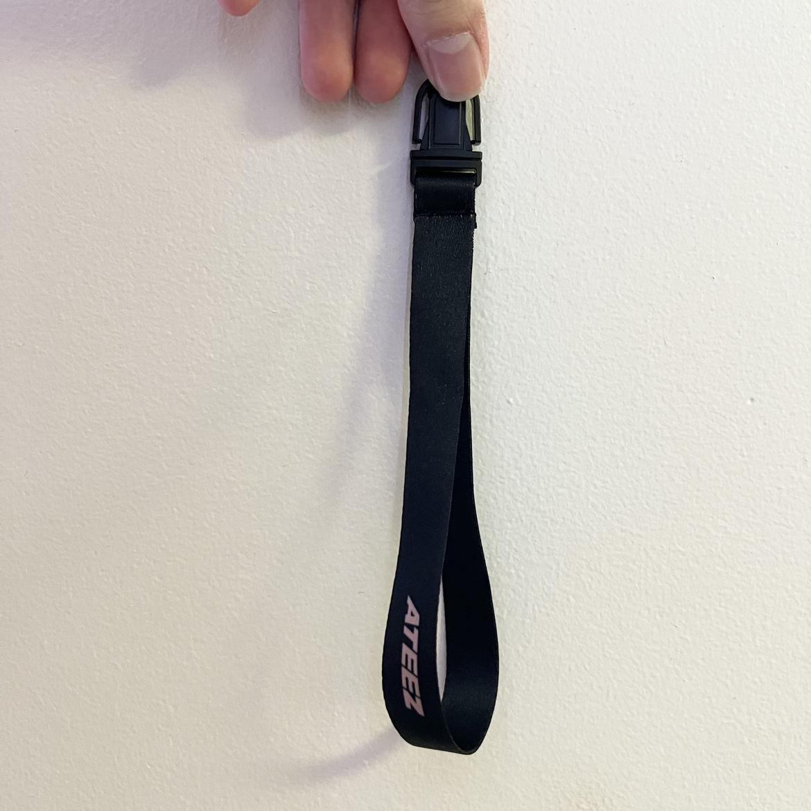 Ateez LIGHTINY Official Light stick Version 2 - photo 4