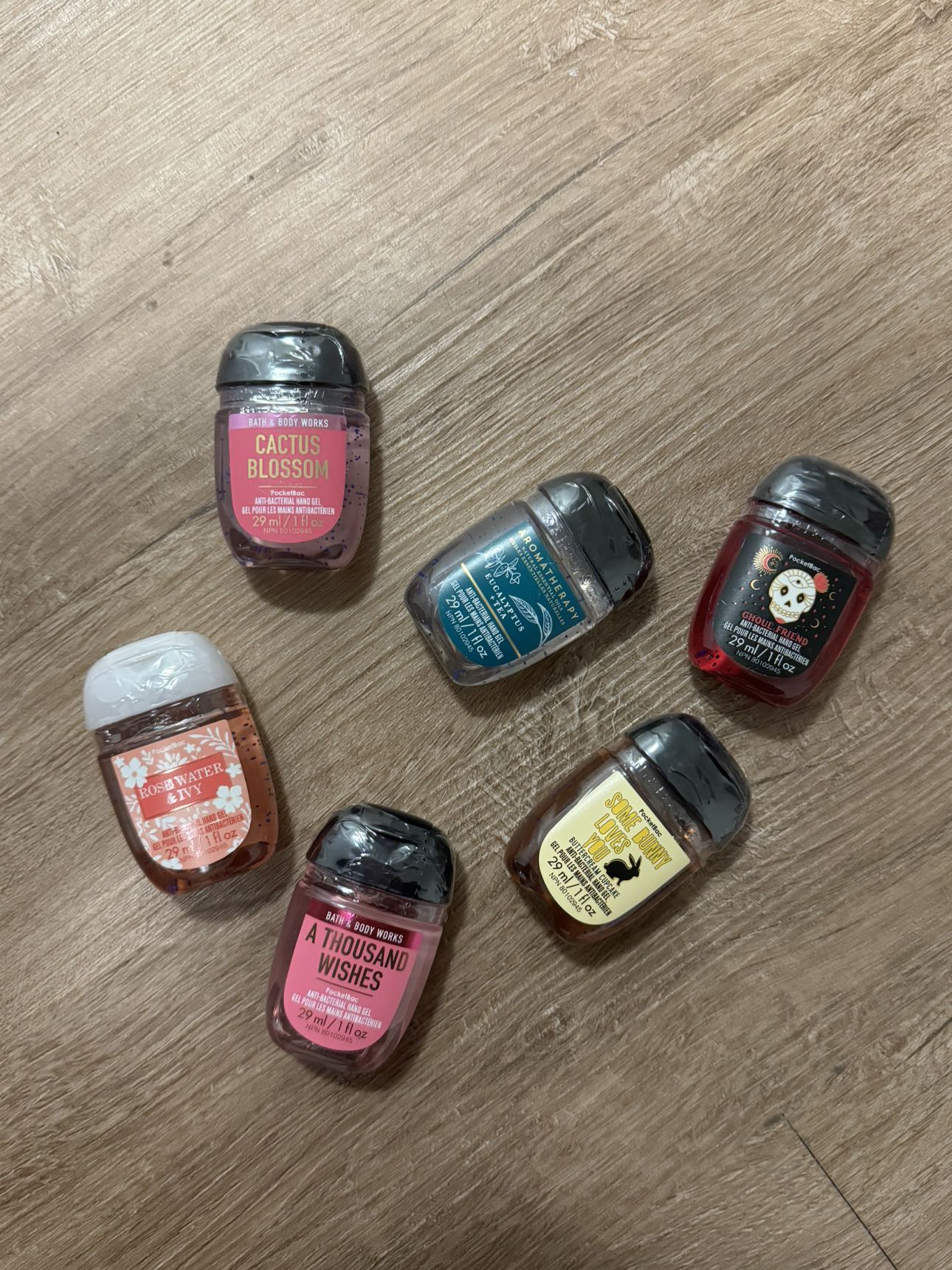 6pc Hand sanitizers - Bath & Body Works image indicator(2)