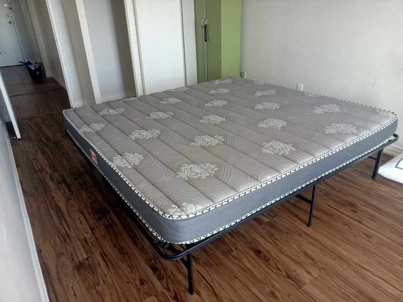 Metal Bed Frame King Size - photo 4