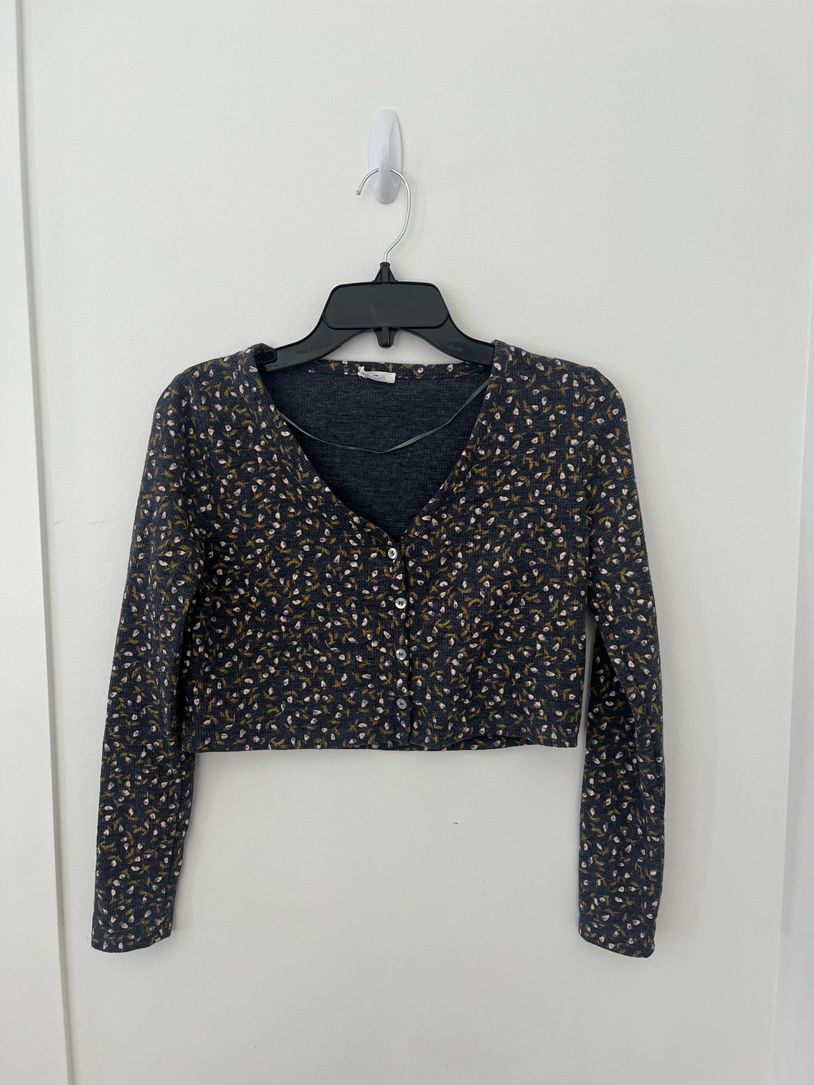 Y2k Cotton on black floral print crop button top thumbnail