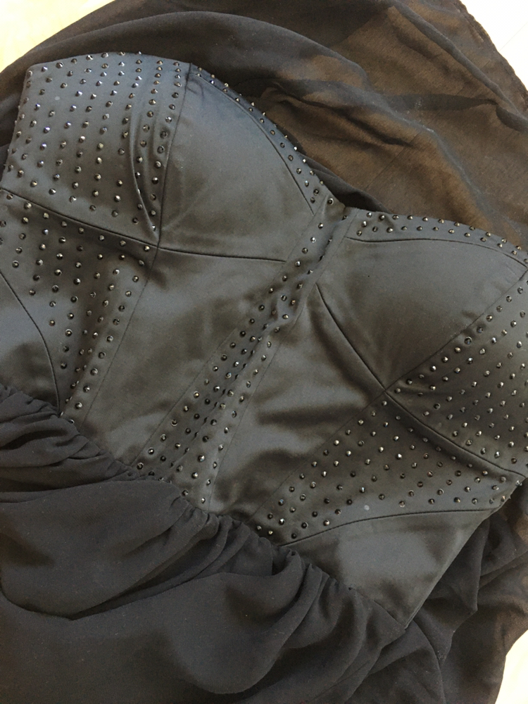 Flowy black dress image indicator(4)