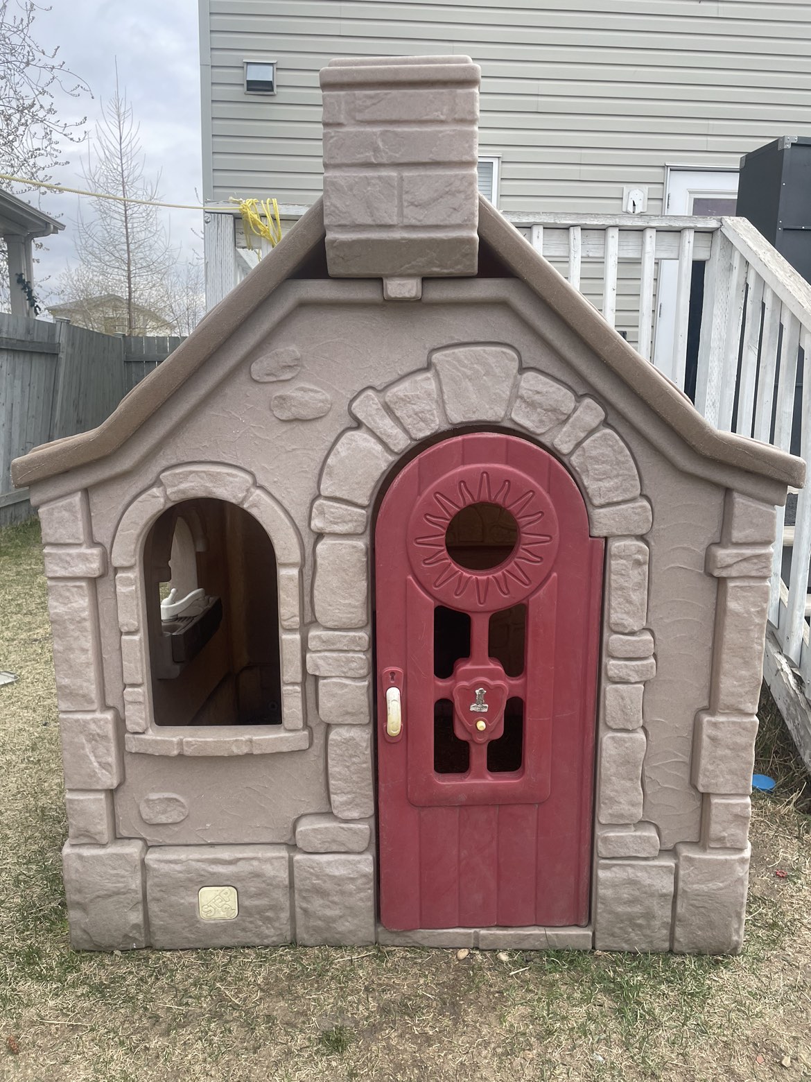 Step 2 kids storybook cottage playhouse image indicator(2)