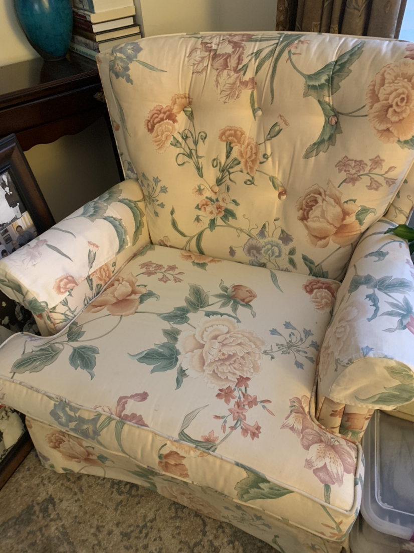 Sofa and 2 chairs - photo 3
