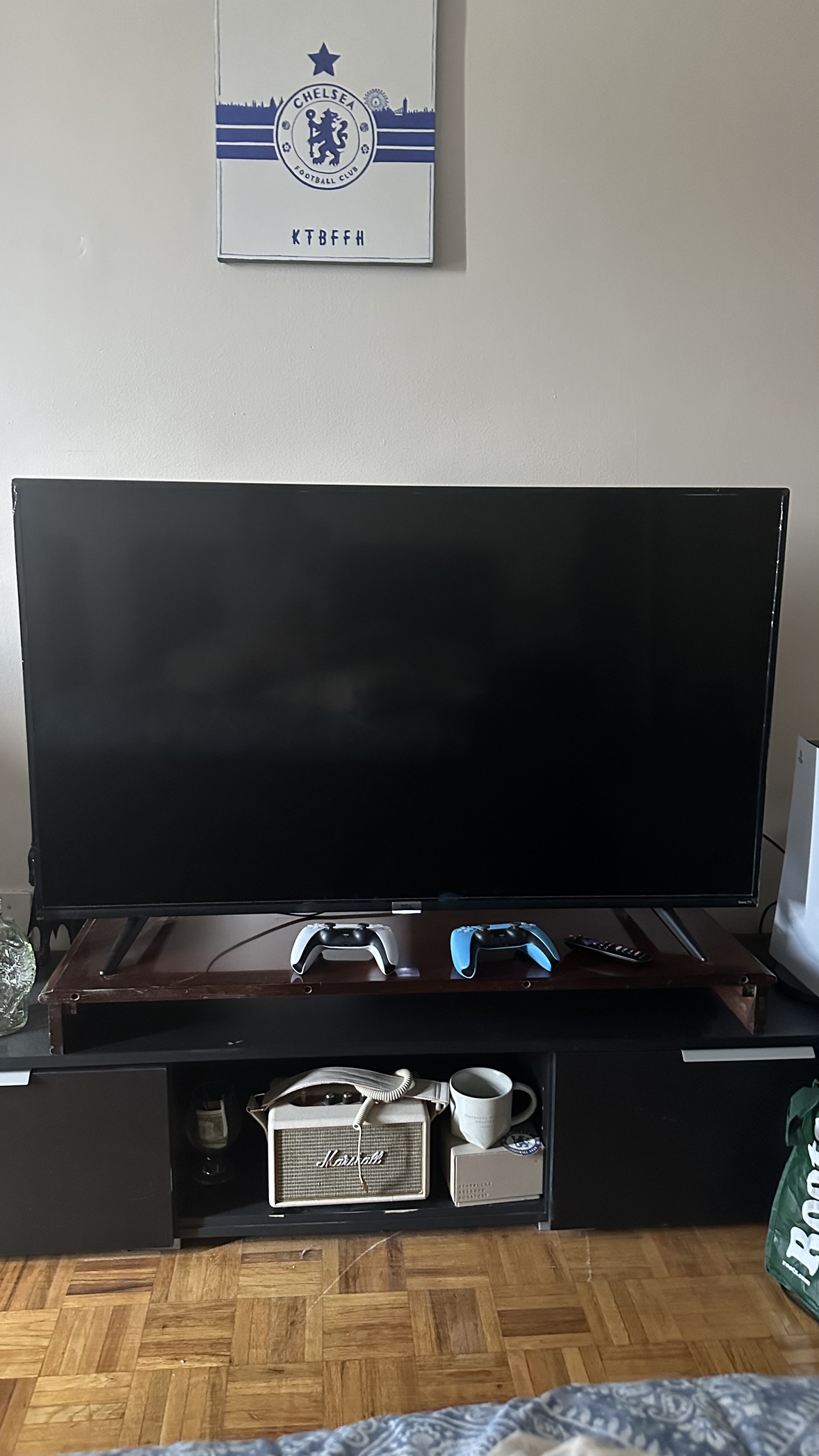 Smart Roku TCL 50 inch smart TV - Move out sale!! - photo 2