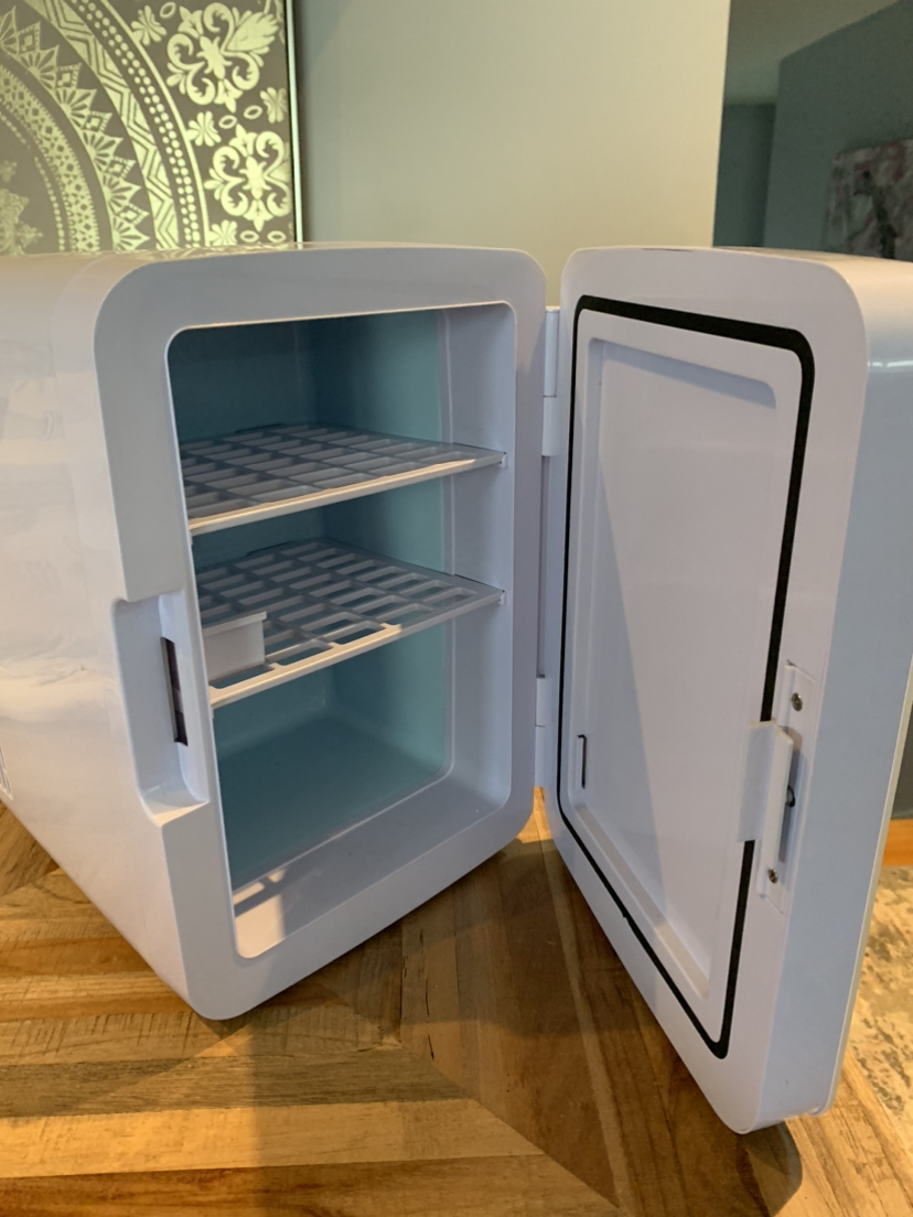 Beauty fridge thumbnail