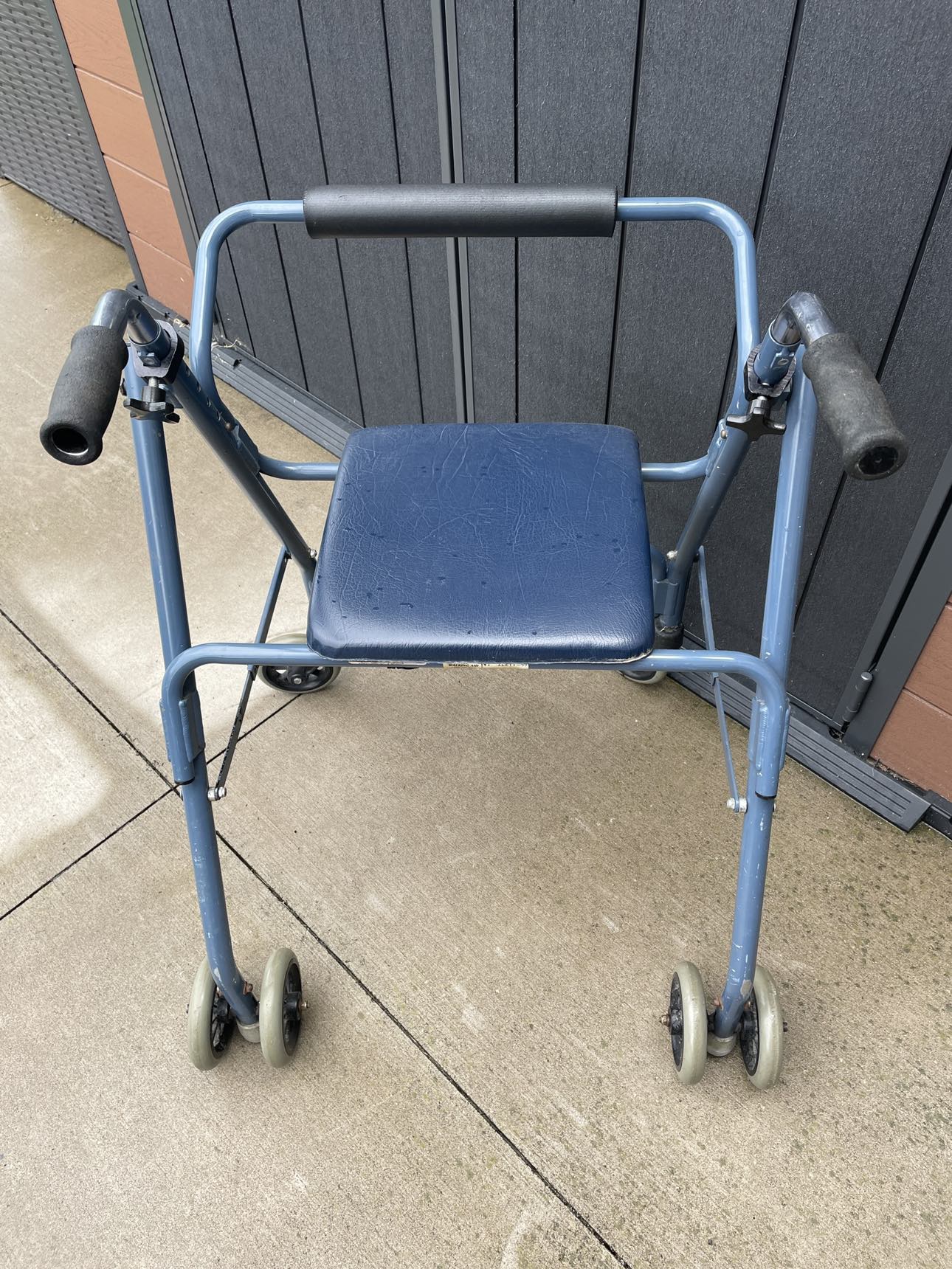 Walker Aluminum - photo 2