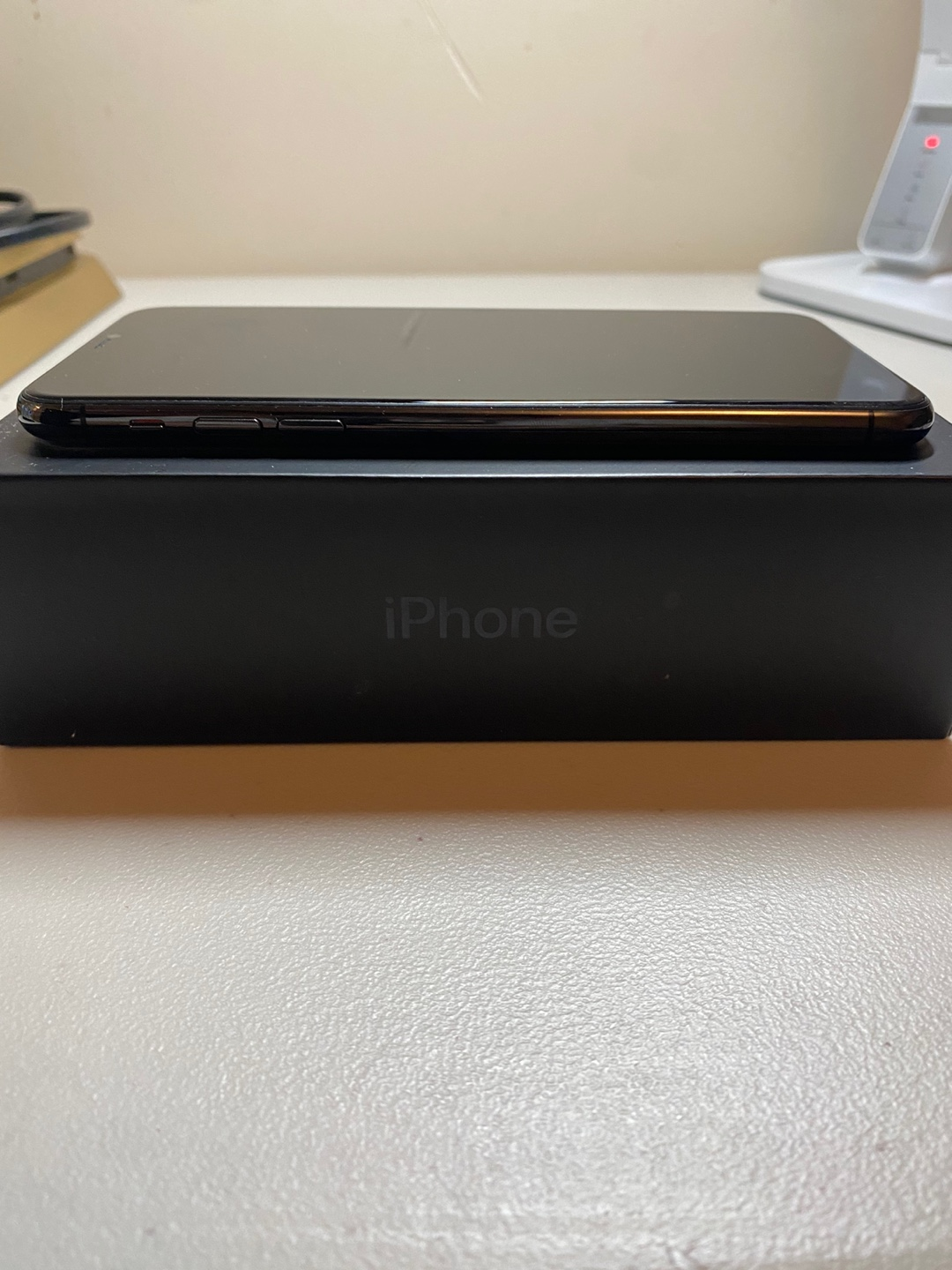iPhone 11 Pro Max 256gb (Unlocked) - photo 4