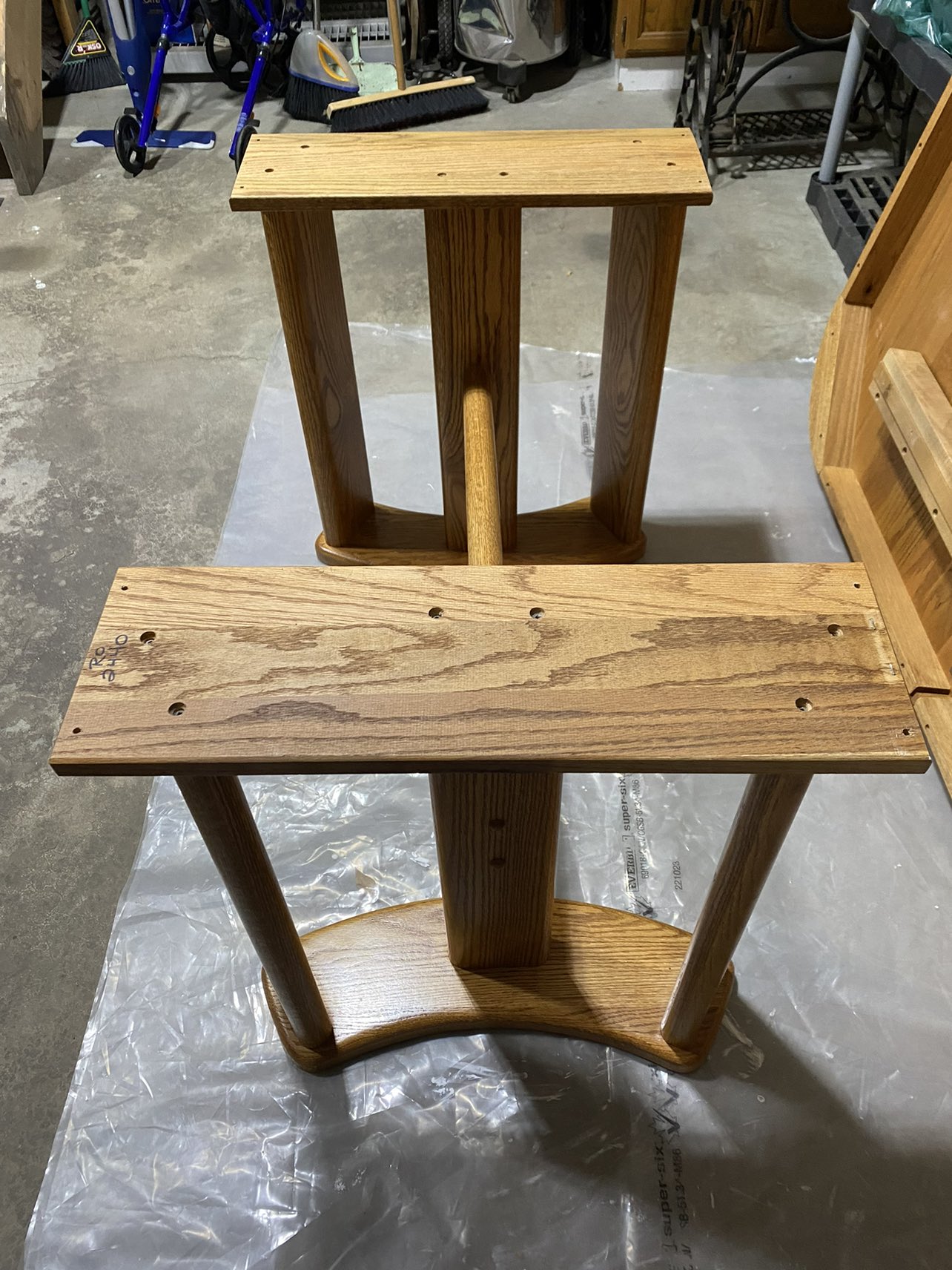 Solid Oak Dining Room Table - photo 3