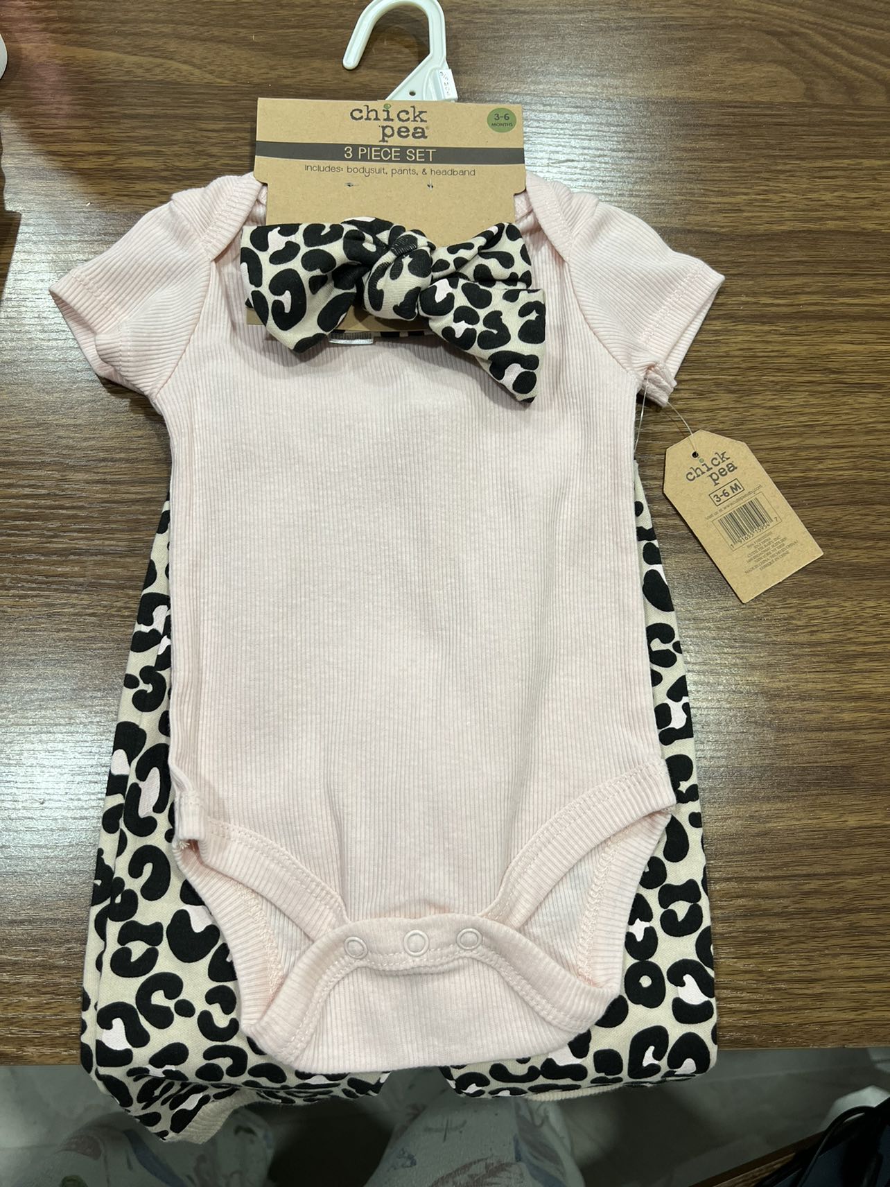Brandnew Baby Onesies (2sets) - photo 2