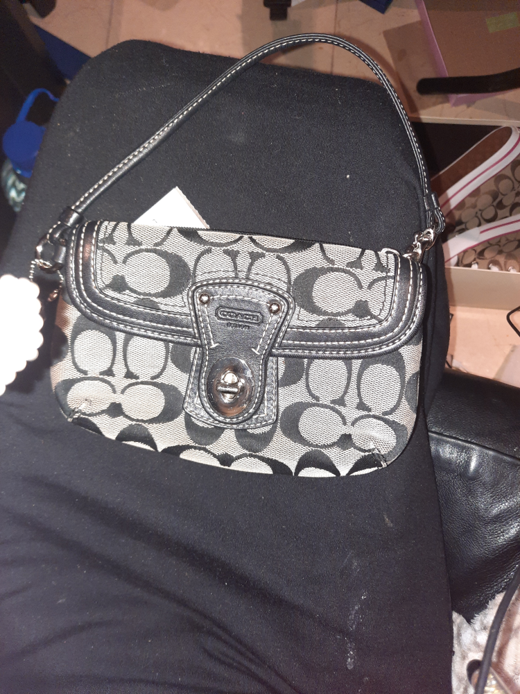Authentic coach wrIstlet Signature series black