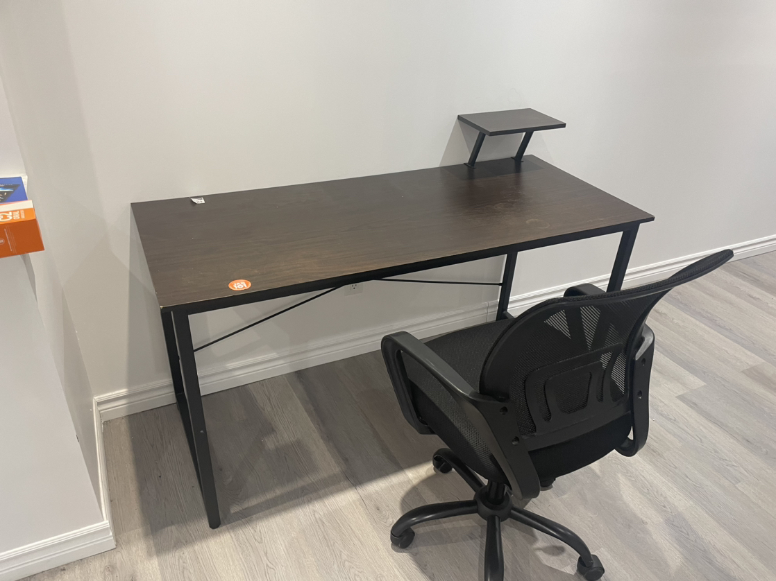 Desk & Chair thumbnail