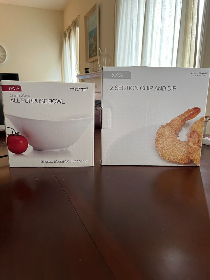 White Kitchenware Bowls image indicator(2)