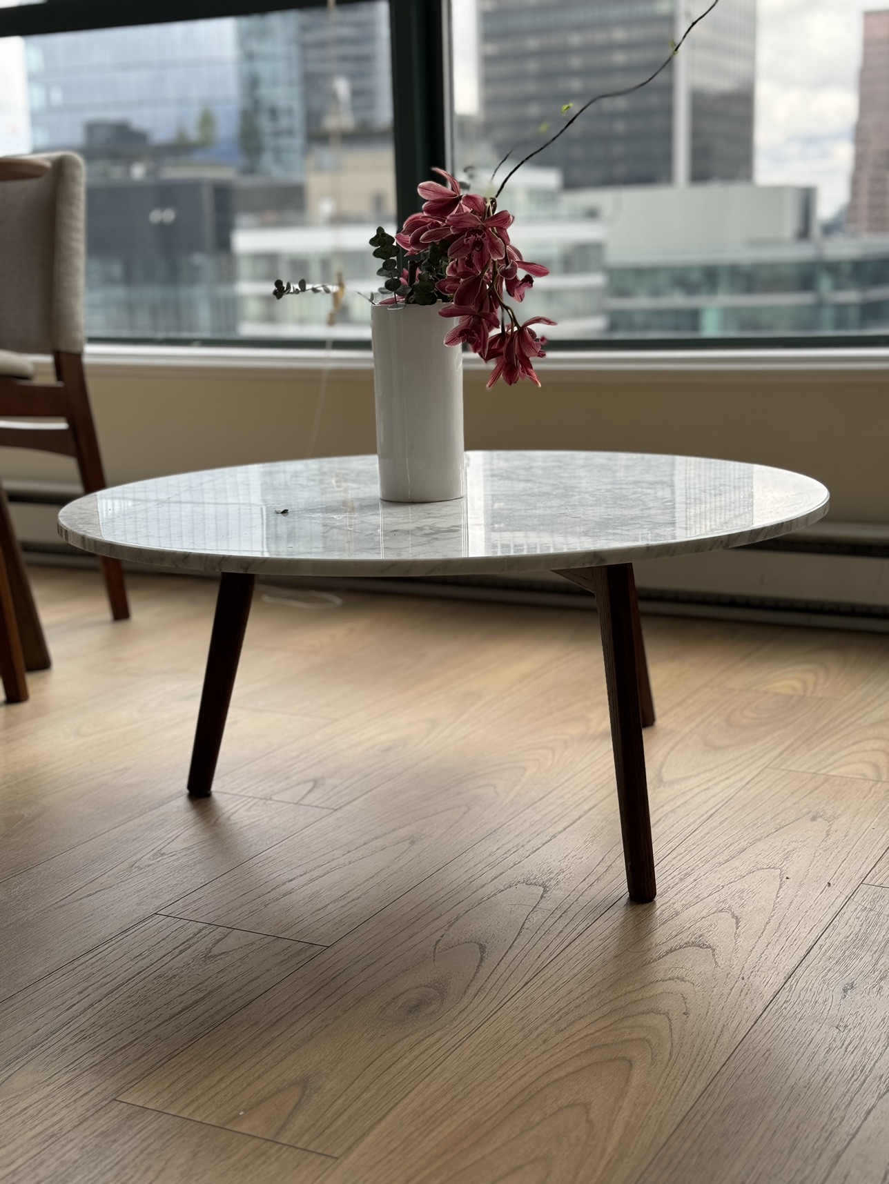 Article Mara Walnut Coffee Table - photo 3