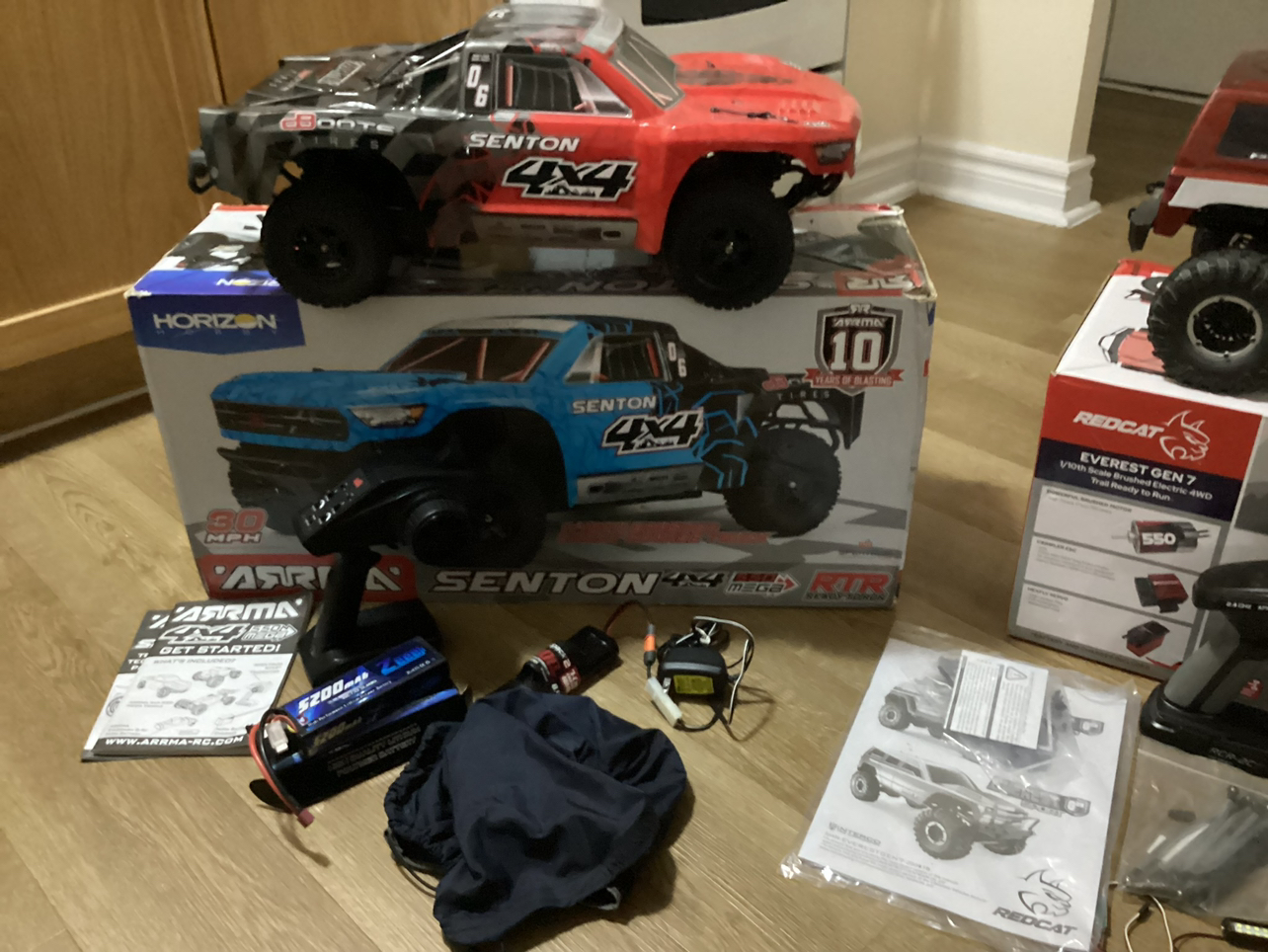 Rc cars. Arrma & Redcat image indicator(8)