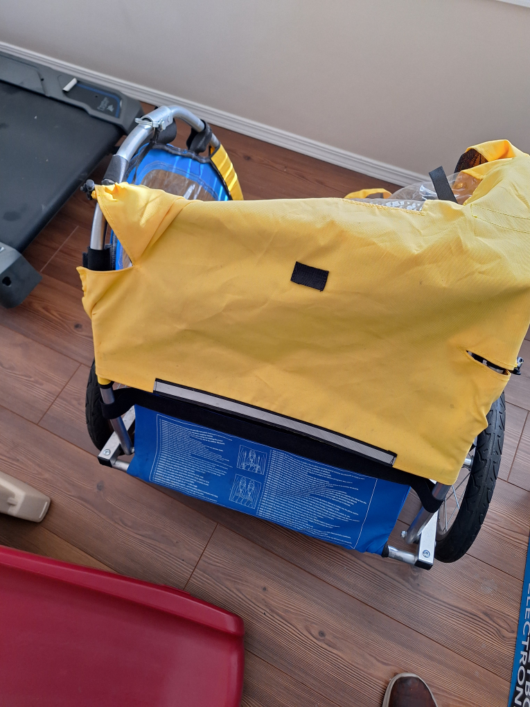 bike trailer