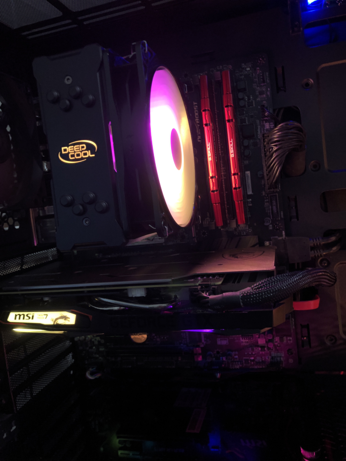 Gaming PC + boxes | Full ARGB customization | i5 16gb ddr4 image indicator(3)