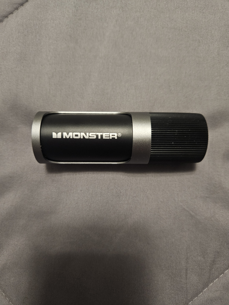 Monster Clarity 101 Airlinks Wireless Earbuds. image indicator(4)