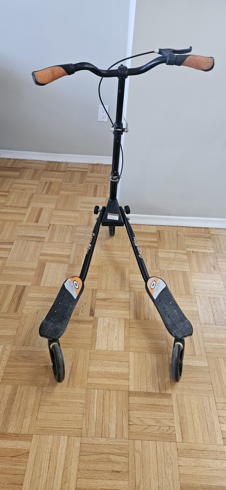 3 Wheels Drifting Scooter - photo 5