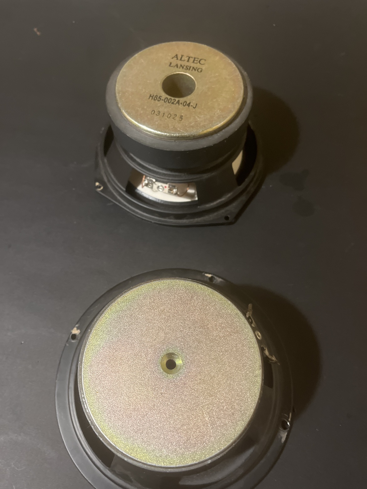 Car stereo speakers image indicator(2)