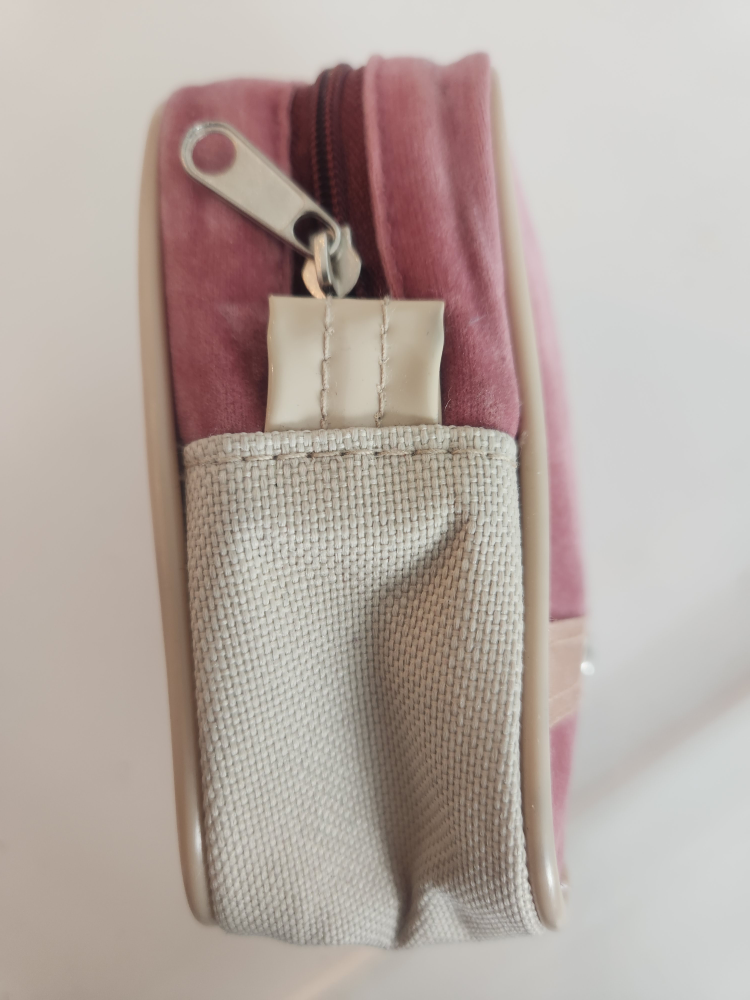 #freecycle Mini Zipper Purse image indicator(5)