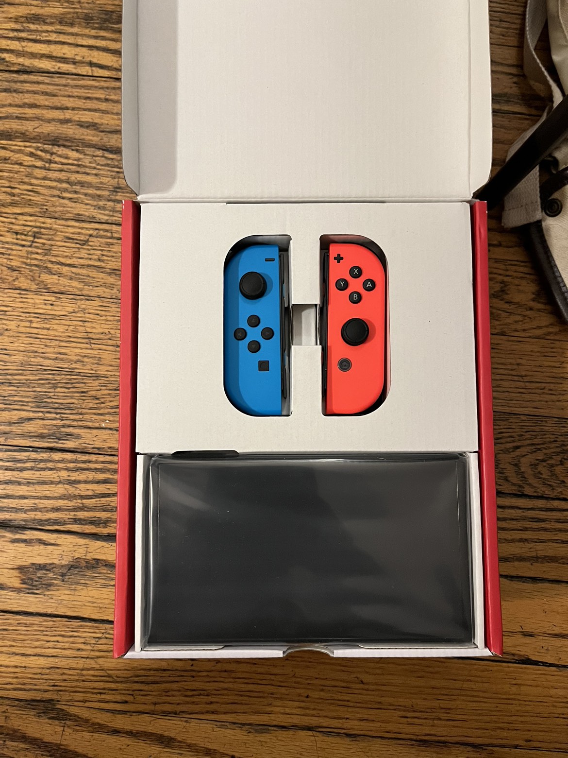 OLED Nintendo Switch - photo 4