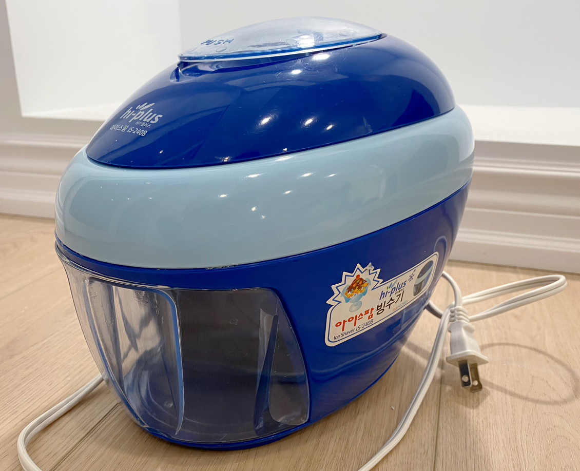 Ice shaver for Bingsu thumbnail